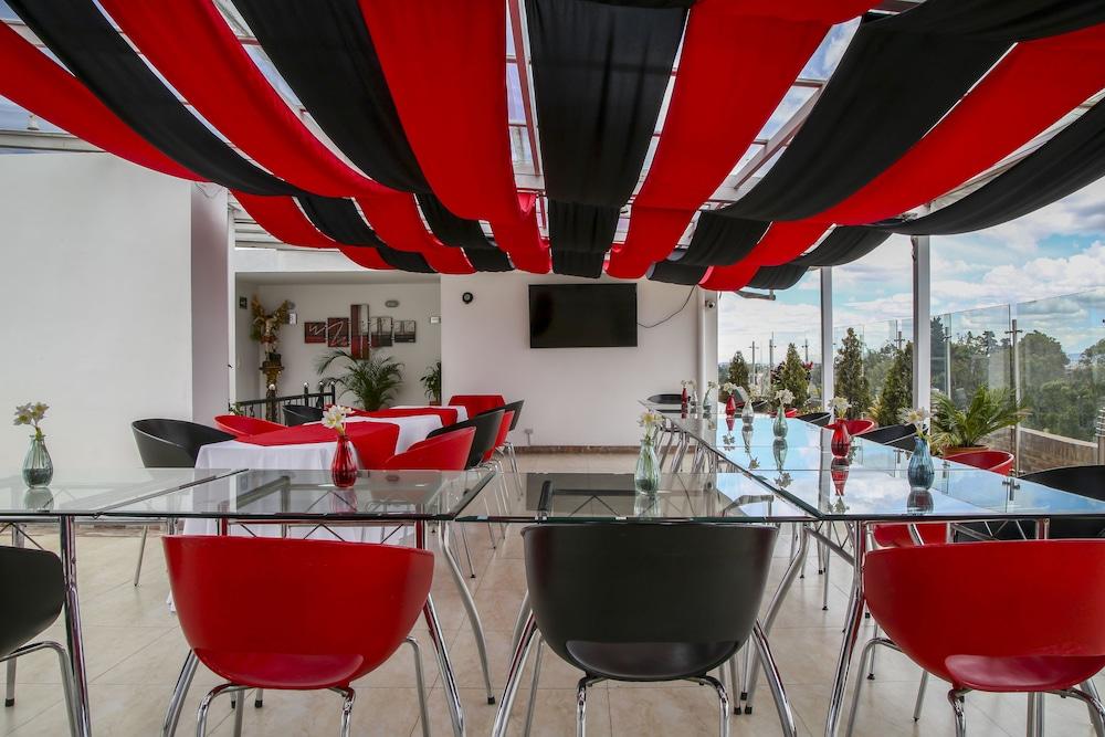 Hotel Parque 63 ボゴタ エクステリア 写真